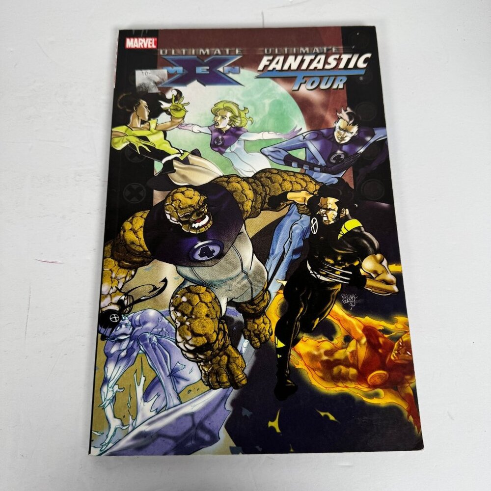 Ultimate Fantastic Four #10 Marvel Comics 2004 Mike Carey‎ Art Adams
